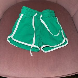 Sweet Honey Shorts size 4t, good condition,